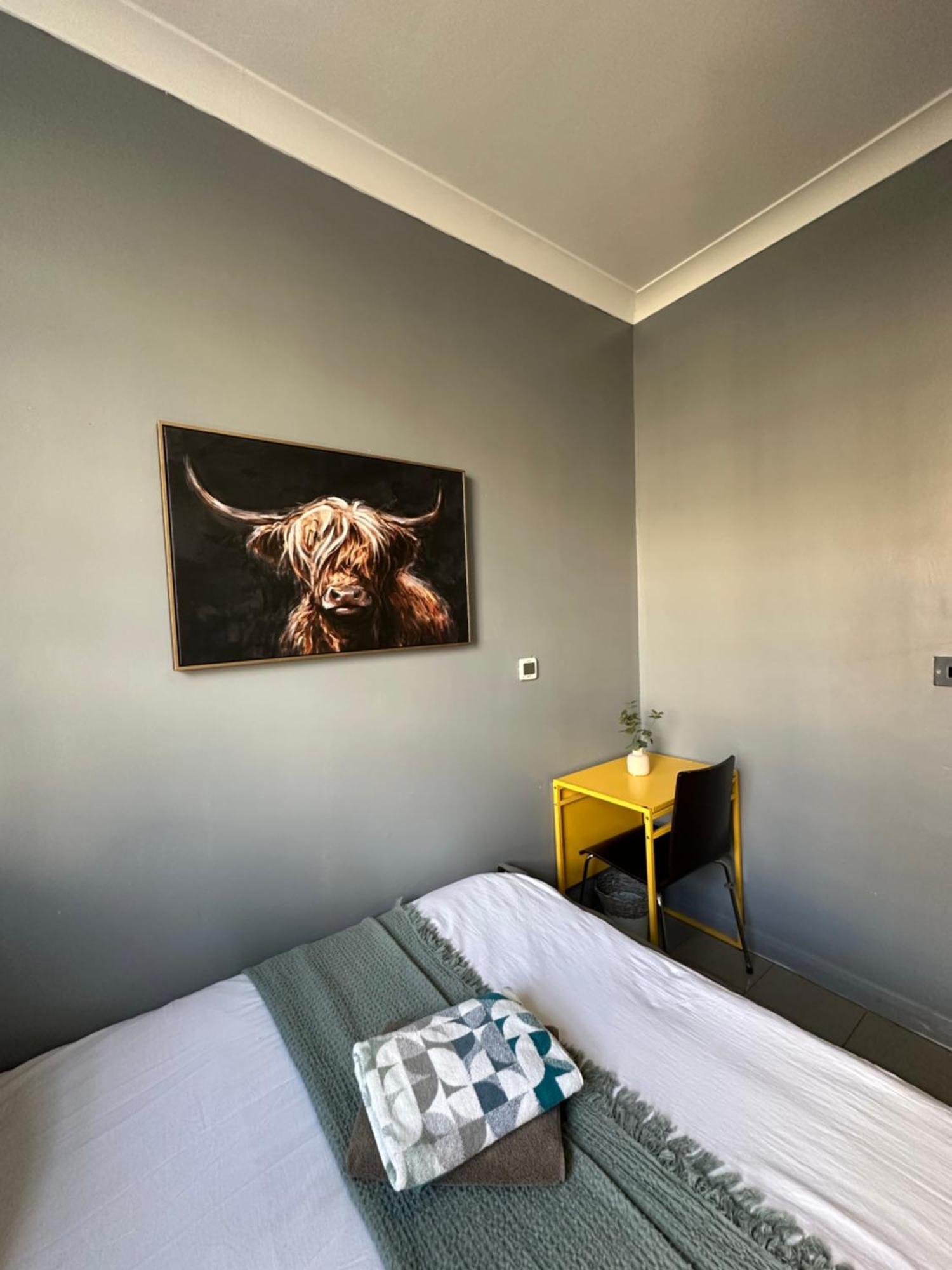 "Bright & Spacious" 3 Bedroom Flat By Kings Cross, St Pancras Station!!!!64 ロンドン エクステリア 写真