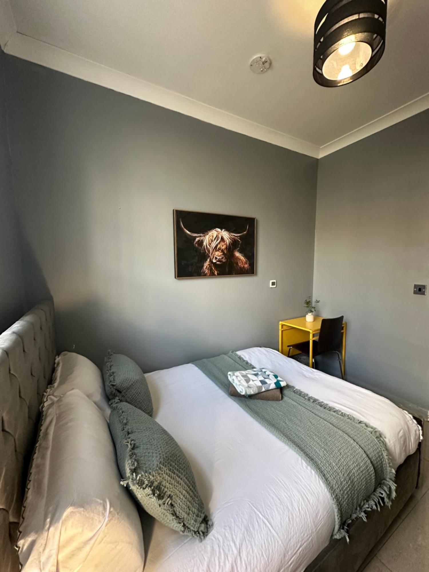 "Bright & Spacious" 3 Bedroom Flat By Kings Cross, St Pancras Station!!!!64 ロンドン エクステリア 写真