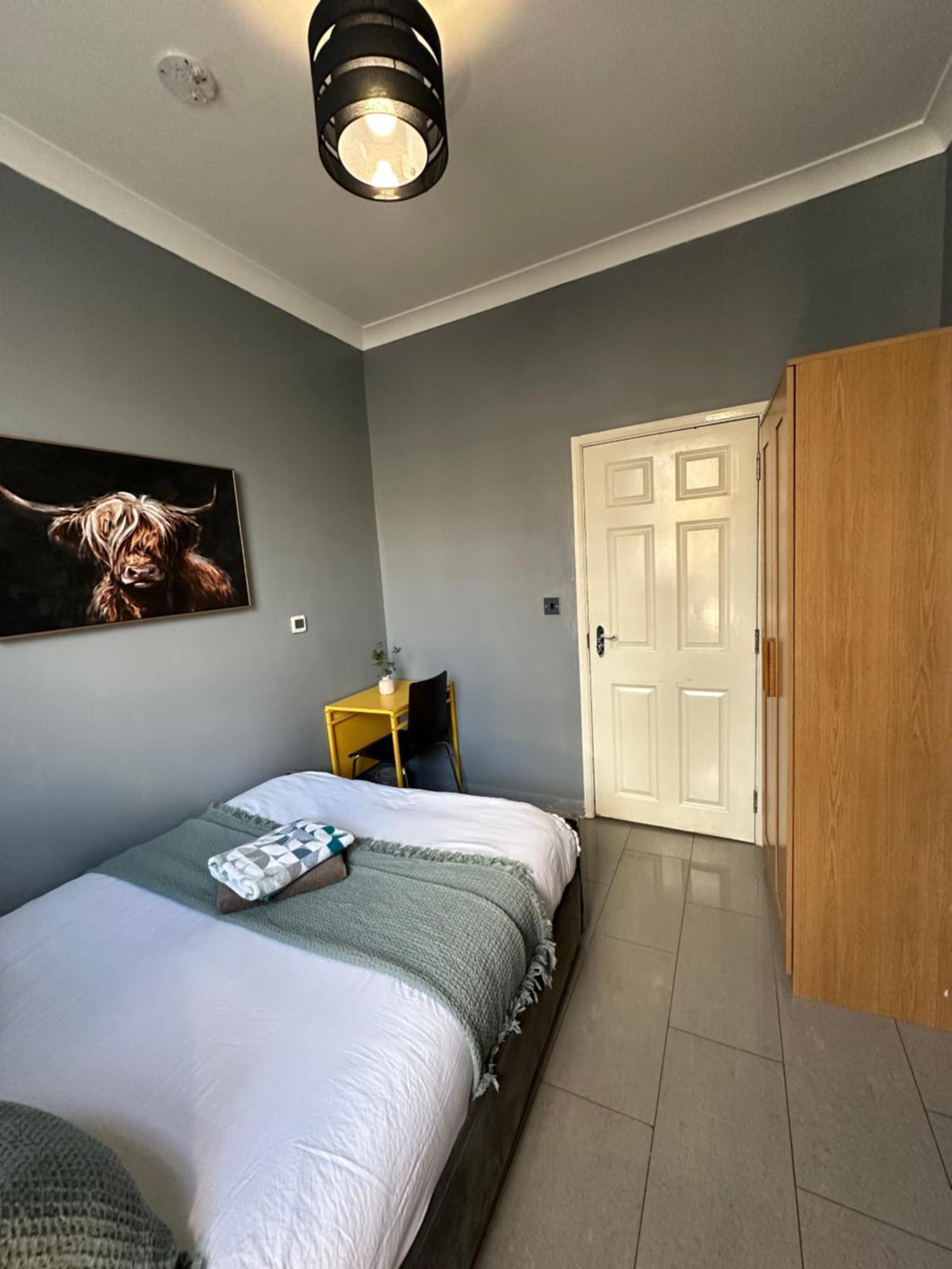 "Bright & Spacious" 3 Bedroom Flat By Kings Cross, St Pancras Station!!!!64 ロンドン エクステリア 写真